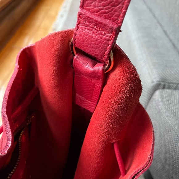 GORGEOUS Alberta Di Canio Italian red leather suede lined hobo bag with tassel - Picture 9 of 11